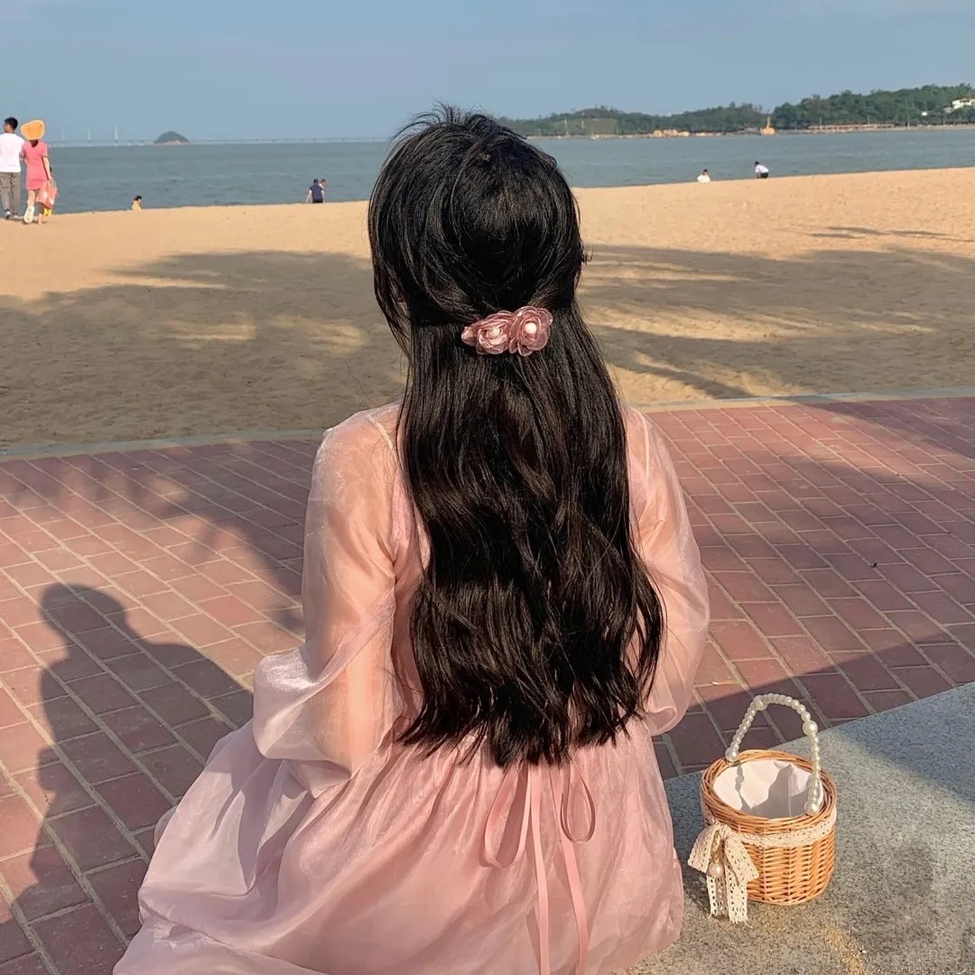 越来越好之村晚 海报